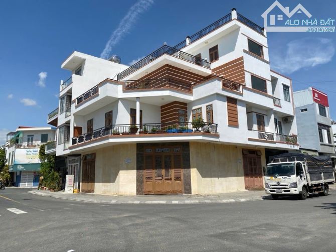 Bán nhà căn góc TDC vcn phước long 2
