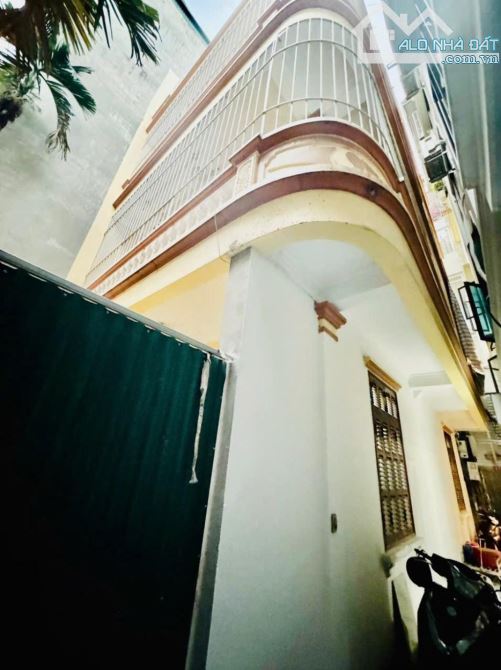 Căn Góc Vũ Trọng Phụng, Ngõ Thẳng Tắp, 50m Ra Phố, 3 Thoáng, 65M x 4T, 11Tỷ, Có TL
