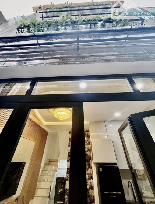 Bán nhà Đẹp Lê Văn Sỹ Q.3, Full nội thất xịn sò, MT rộng thênh thang, nhích 4 tỷ