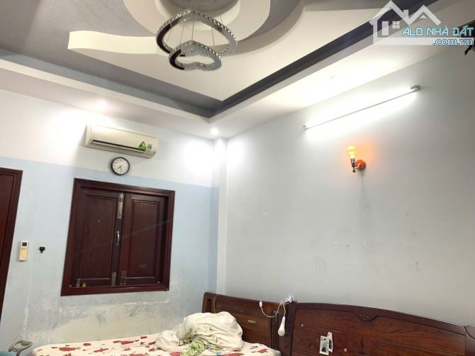 BánNhà Mặt Tiền Khu Bàu Cát – 88m² – 5PN – 1 Trệt 3 Lầu – Đẹp, Ở Ngay – Sổ Vuông chỉ -9.tỷ
