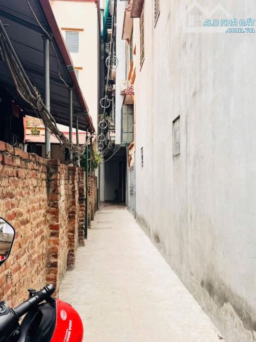Bán Nhà Xuân La, Hộ Khẩu Tây Hồ, Ô Tô Gần, Đi Bộ Ra Hồ Tây, Giá Đầu Tư, 40m2, Giá 6.35 Tỷ