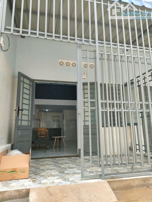 Bán 11 căn hộ, đang có thu nhập 50triệu 1tháng. Hẻm 220 HVL, Phú Lợi, Tp Thủ Dầu Một