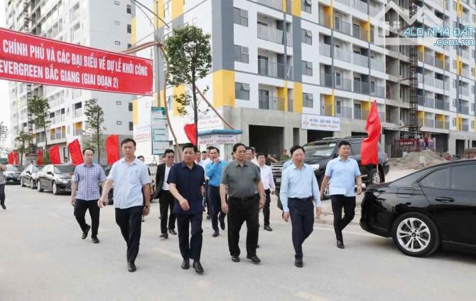 Bán và cho thuê căn studio và 2pn và 3pn tại cc evergreen bắc giang