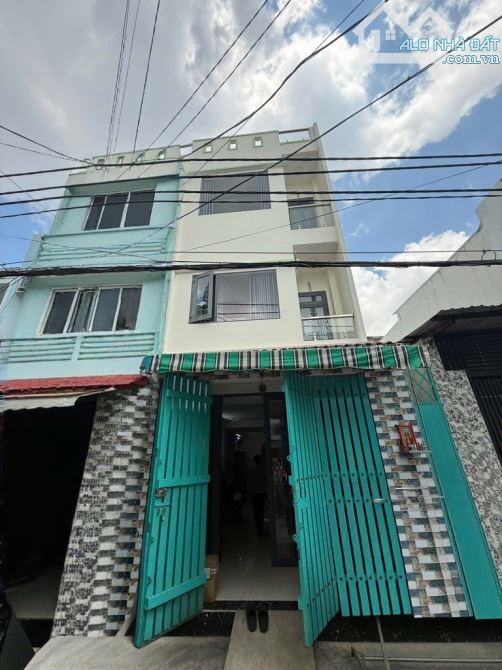 NGAY 1/ CHIẾN LƯỢC - HẺM XE TẢI - 3 TẦNG BTCT - 56M2 - 5.X TỶ