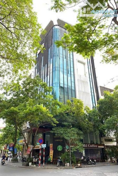 Mặt phố Nguyên Hồng siêu phẩm hai mặt phố cực nét 156m2, 9 tầng, mặt tiền 9m, 105 tỷ