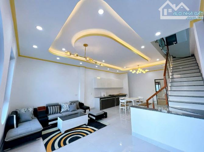 🏰 BIỆT THỰ ĐẲNG CẤP KHU HIM LAM – PHỔ QUANG, TÂN BÌNH – 3 TẦNG, 120M2 – SÁT SÂN BAY