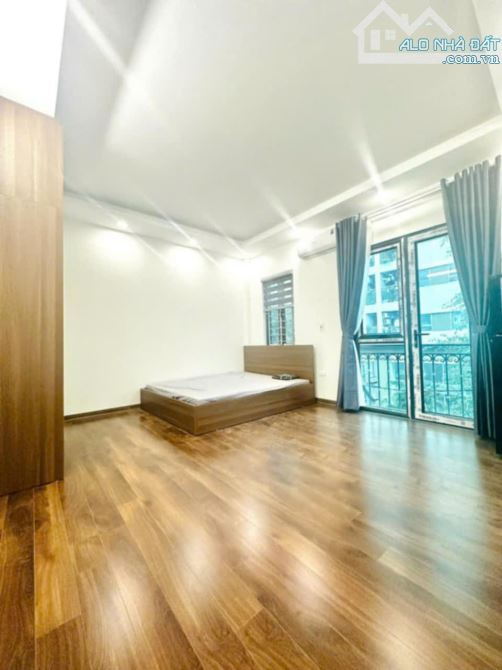 🏠🏠BÍCH HÒA__Ô TÔ VÒNG QUANH__5 TẦNG__MỚI KINGKOOG___4 TỶ
