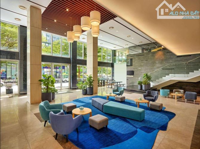 TOÀ K.SẠN 4 SAO - 10,000 M2- 240 PHÒNG- TRUNG TÂM PHÚ MỸ HƯNG- Q7- 2 TỶ/TH