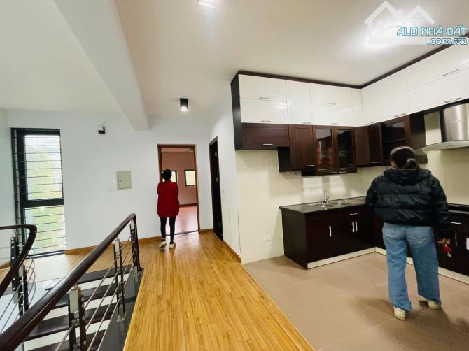 Lô góc Văn Quán- Hà Đông 134 m2 4 tầng Mt 6.55 giá 41 Tỷ - 10
