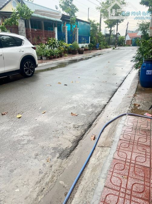 Nhà Sổ Hồng Riêng Phường tân Hạnh Giáp Dĩ an Bình Dương 4 tỷ 300 triệu 3 lầu - 10
