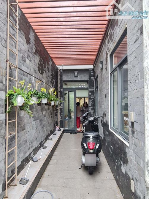 Bán biệt thự mặt tiền Phạm Nhữ Tăng Phường 4 Quận 8 TP.HCM. Nhà vuông vức, thiết kế thông - 11