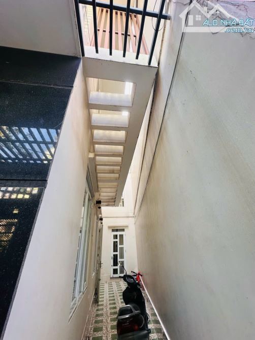 Bán Villas HXH Đường Thích Quảng Đức P.5 Q.PN - 7 x 19m nở hậu 9m. 4Tầng Chỉ 160tr/m2 - 11
