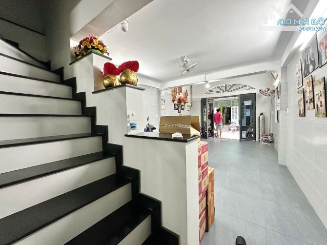 HẺM NHỰA 6M LÊ VĂN SỸ QUẬN 3 - DT: 4.4x17.5M - DÒNG TIỀN 60Tr - NHỈNH 13 TỶ. - 11