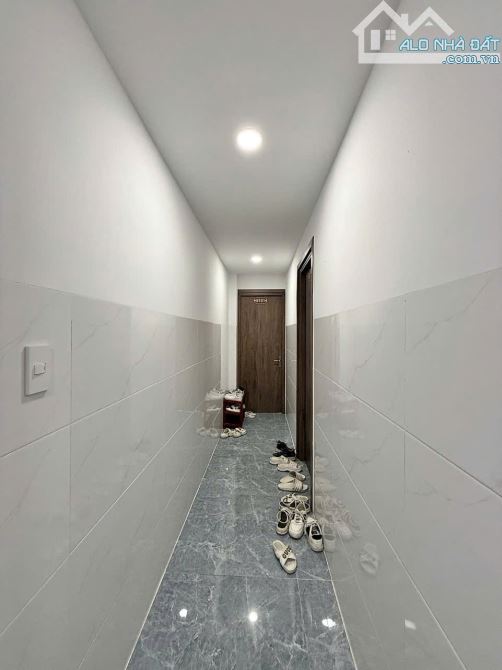 TÒA NHÀ 10 CHDV CAO CẤP – LÊ LAI, P.3, GÒ VẤP – 90M² – THU NHẬP ~60 TRIỆU – 12,5 TỶ TL - 11