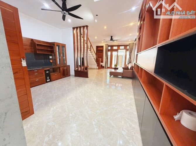 VIP!! Nhà lầu mới leng keng hẻm 184 Đồng Khởi, Tân Lợi nở hậu 5,6m giá chỉ 4tyxxx - 1