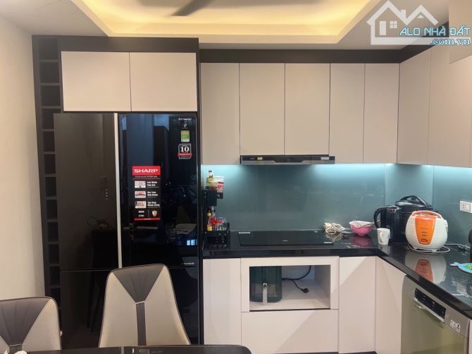 Nhà Đẹp 5 Tầng 46M Giá hơn 5 tỷ_ Full Nội Thất_Chỉ Việc Vào Ở - 1