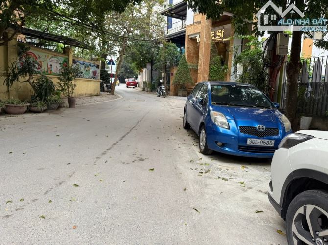 Âu cơ Tây Hồ phố toàn tây ,bán nhà 108m  5 tầng mặt tiền 8m giá 22 tỷ thương lượng - 1