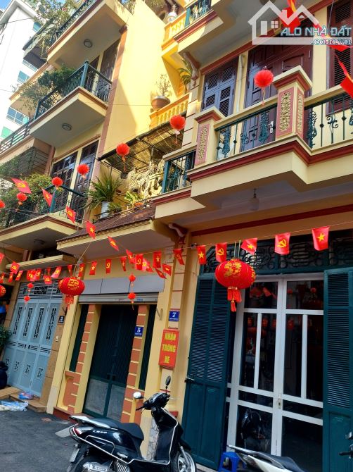 Bán nhà riêng đường Lạc Long Quân quận Tây Hồ Hà Nội - 1