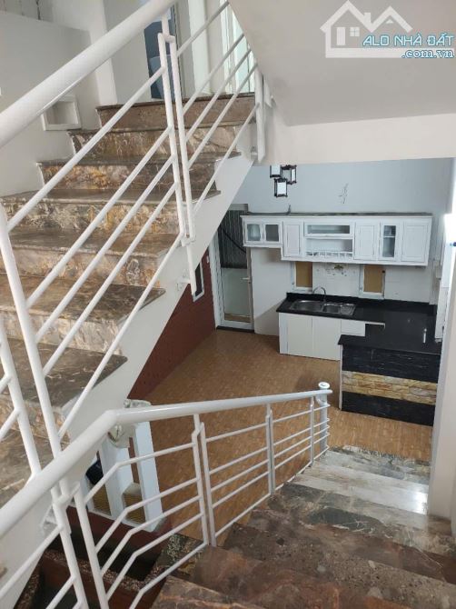 VỞI 3,2 TỶ SỞ HỮU CĂN NHÀ 3 TẦNG XÓM 3 NGỌC ANH - 1