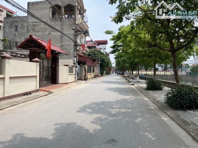 SIÊU HIẾM GẦN CẦU NHẬT TÂN – Ô TÔ VÀO TẬN ĐẤT – 45m² FULL THỔ CƯ - 1