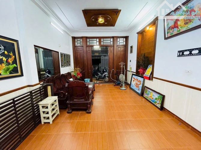 Nhỉnh 2tỷ TL_Bán nhà 1trệt 1lầu ngay đường Nguyễn Ái Quốc, Chợ Tân Hiệp, cư xá CA Tân Hiệp - 1