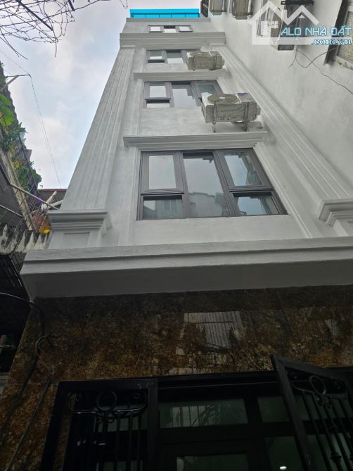 CHẤT NHƯ NƯỚC CẤT – NHÀ ĐẸP CỰC GẮT PHỐ NGUYỄN PHÚC LAI, 3 GIÂY NHÌN – 1 GIÂY YÊU – 0 - 1