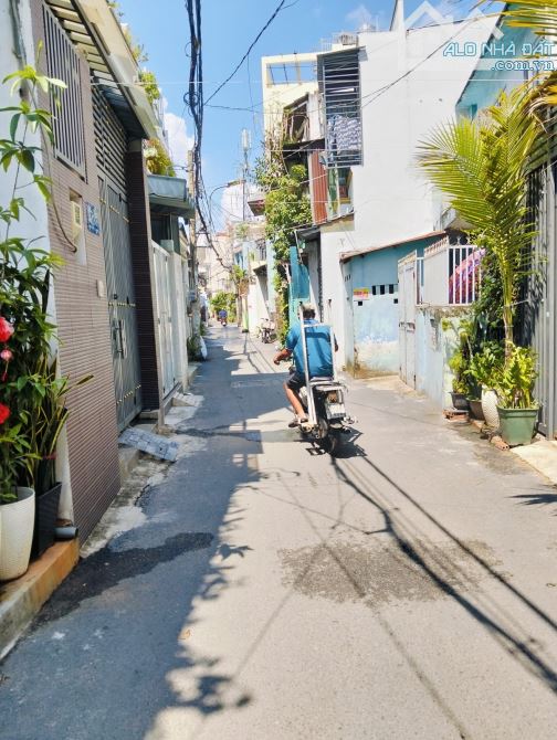 Gò vấp . Hẻm xe tải thông, Dt 86 m2 , 4x17 , giá 6.8🧄 - 1