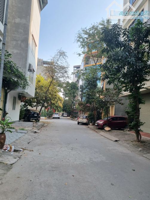 BÁN NHÀ LIỀN KỀ KĐT MẬU LƯƠNG - XALA - HÀ ĐÔNG - PHÂN LÔ - VỈA HÈ Ô TÔ TẢI TRÁNH - KD/VP - 1