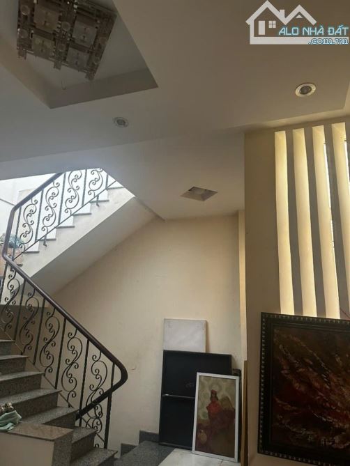 Bán Nhà Quận 12 cách QL1A 500m - 3 tầng - Giảm Sốc 290 Triệu, Giá Mới 8.2 Tỷ - 112m² - 1