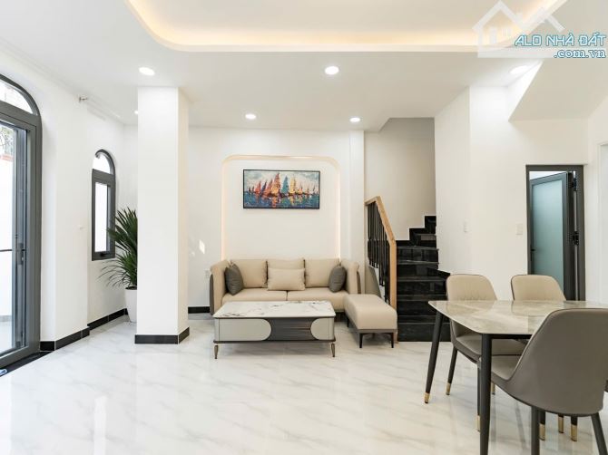 Bán nhà ngay Bạch Đằng, Bình Thạnh. Giá: 2 tỷ 510tr/ 68,2m2, sổ riêng, gần đại học HUTECH - 1