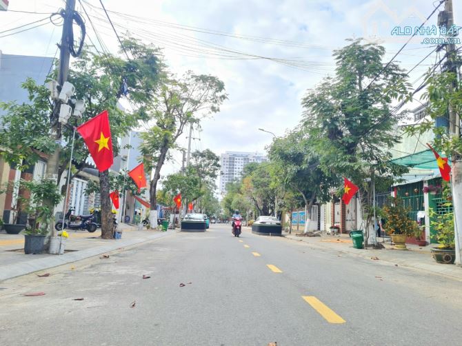 NHÀ ĐẸP GẦN BIỂN – 3PN, ĐƯỜNG 7.5M – SỔ VUÔNG - 85M2 👉 GIÁ CHỈ 6.8 tỷ.         🏡 Mặt tiề - 1