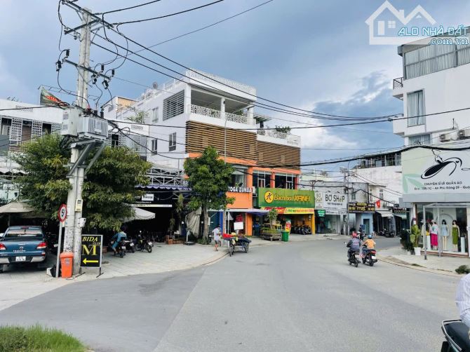 BÁN GẤP NHÀ CẤP 4 - CHÍNH CHỦ - 639M2 - ( 15 x 48 ) - AN PHÚ ĐÔNG QUẬN 12.  GIÁ  : 24 TỶ. - 1