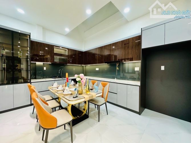 Nhà Mới - 4 Tầng - 6 Phòng Ngủ - 86m2 - Ngang 6.5m - CMT8, Tô Hiến Thành, Sư Vạn Hạnh - 1