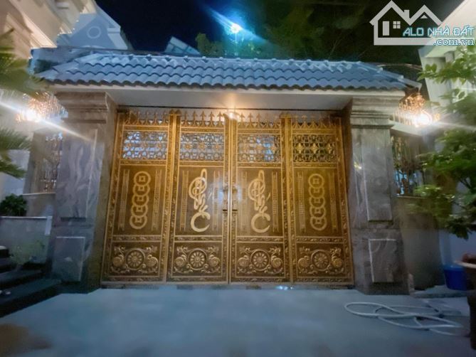 NHÀ ĐẸP, HẺM THÔNG RỘNG, NỘI THẤT XỊN XÒ, GẦN NÚT GIAO GÒ DƯA, 12X18, CHỈ 35 TỶ. - 1