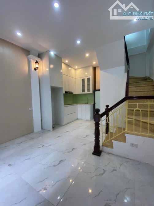 NHÀ ĐẸP GIÁ TỐT ! Kim giang - Ngõ thoáng - ô tô qua - 4 tầng - 25m2 - Chỉ 5.95 tỷ - 1