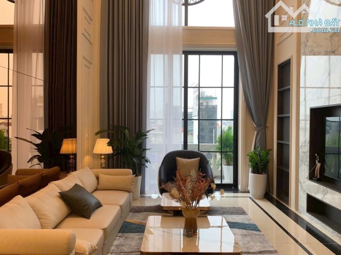 Siêu phẩm nhà đẹp ở sướng kinh doanh đỉnh mặt phố Đàm Quang Trung DT 89m2 . Giá 30.5 tỷ - 1