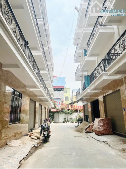 Bán nhà xây thô 4 tầng đường ô tô ĐẸP ngay gần Vin Thượng Lý, Hồng Bàng, Hải Phòng. - 1