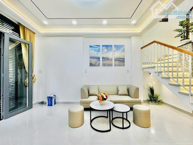 Nhà đẹp, mua xong dọn vào ở ngay Minh Phụng, Quận 6. DT: 52m2 / 3 Tỷ 080. Hẻm ô tô 5m - 1