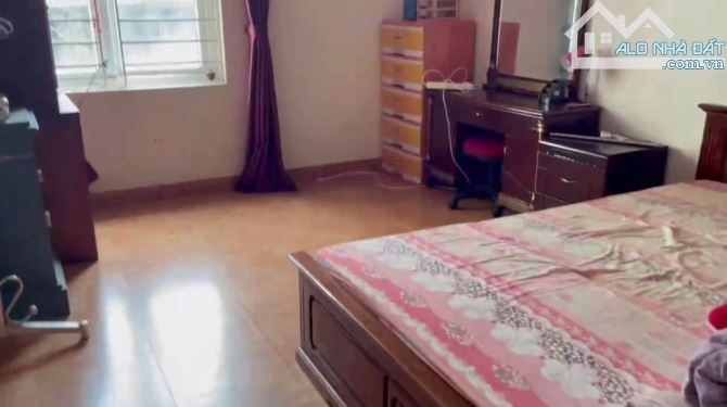 SIÊU HIẾM ! MẢNH ĐẤT HỮU HƯNG - VỊ TRÍ  ĐẮC ĐỊA - NGÕ HẸP - 254M - GIÁ 2,75 TỶ - 1
