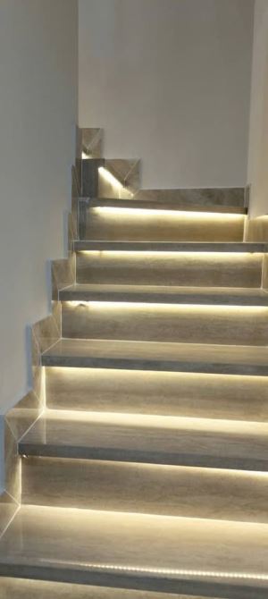 Chốt liền tay-công chứng ngay nhà NAM KỲ KHỞI NGHĨA Q3 chỉ 3ty180 SHR hẻm 4m Giáp q1,2,5 - 1