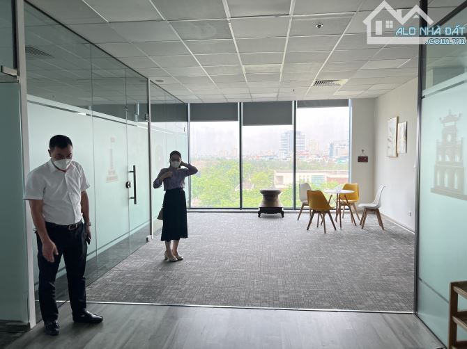 Chào thuê văn phòng khu vực Ngoại Giao Đoàn Hà Nội. DT 213m2 giá cực tốt - 1