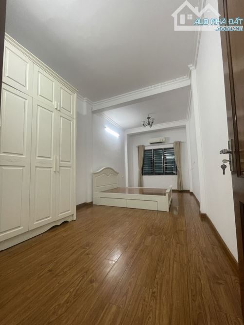 Bán nhà phố lê trọng tấn 32 m2 x 5 tầng mt 3 3 ô tô đỗ cửa quận thanh xuân - 1