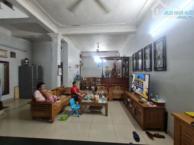 BÁN NHÀ PHỐ NGUYỄN SƠN - 58M2X4 TẦNG, MT 6,6M- 11,2 TỶ. - 1