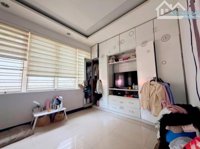 Bán nhà 3 tầng kiệt ôtô Tiểu La,54m2, 5tỷ500tr, trung tâm Hải Châu, Đà Nẵng-Vị trí đắc địa - 1