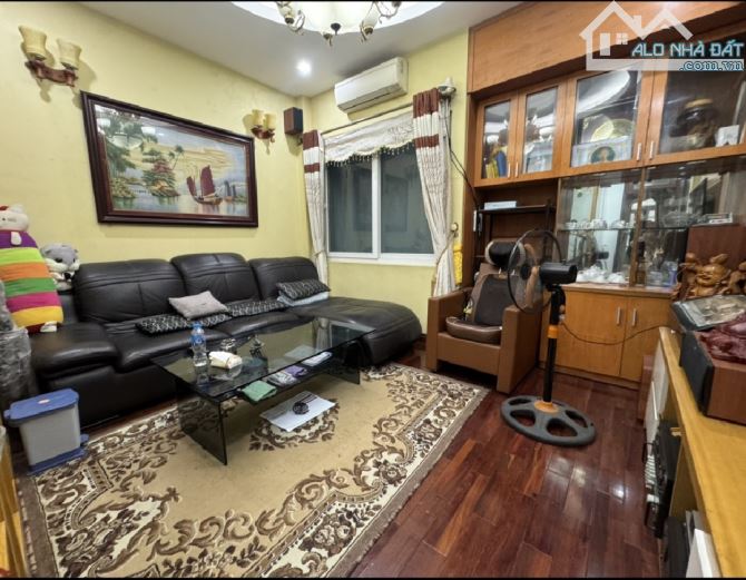 Bán gấp nhà Mễ Trì, ngõ 3gác tránh SH, 10m ra oto tải, sổ vuông, 52m2, 5 tầng, Chỉ 9.2tỷ - 1