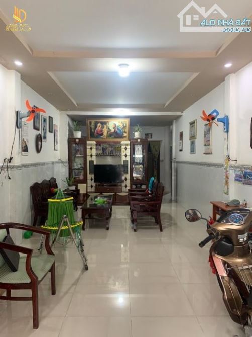 Bán Nhà Gò Vấp HXH F17 Cấp Bốn 1/ Lê Hoàng Phái 100M2 7Tỷ Nhỏ - 1