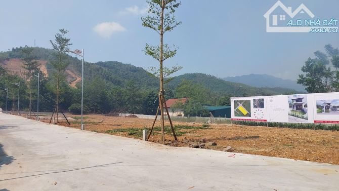 (GẦN HỒ) Em còn duy nhất 1 lô ĐẦU HỒI đất Thanh Thuỷ 135m2 gần Vườn Vua Resort 4xx triệu - 1