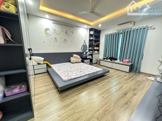 Bán Nhà Chính Chủ Số 5 Ngõ 553 Lạc Long Quân - Tây Hồ - 1
