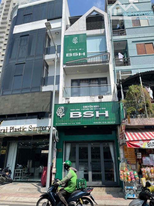 Cho thuê nhà đường Thành Thái, P14, Q10 - DT: 4x12m - 3 lầu giá 32 triệu/tháng. - 1