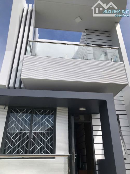 BÁN NHÀ ĐẸP(DT=90M2) TRỤC CHÍNH CHU MẠNH TRINH – 2 LẦU, ĐƯỜNG 15M, GIÁ CHỈ 13.5 TỶ - 1